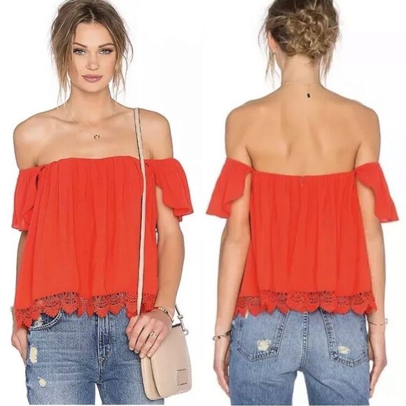 Lovers + Friends Tops - Lovers + Friends Life's A Beach Red Coral Crop Top Size L